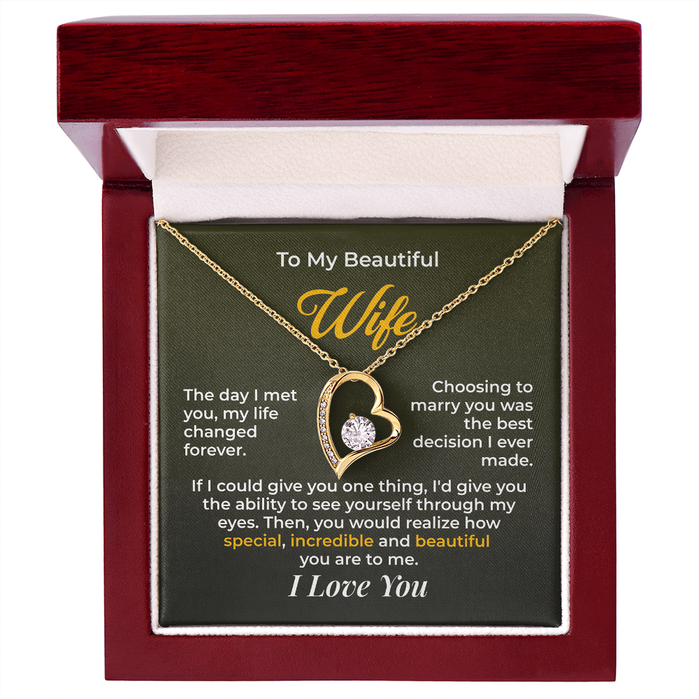 ShineOn Fulfillment Jewelry 18k Yellow Gold Finish / Luxury Box Husband->Wife - Forever Love Necklace - GHR1267